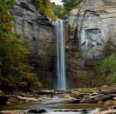Early_Autumn_Morning_at_Taughannock_Falls_48902d7c-cb50-45a8-a5a2-61445a90fdca.jpg