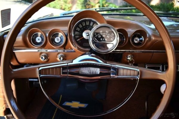 world-meet-a-flawless-1959-chevy-bel-air-with-a-corvette-surprise-under-the-hood_14.jpg