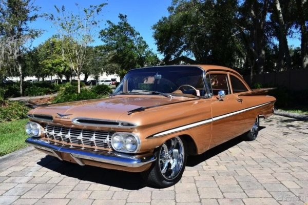world-meet-a-flawless-1959-chevy-bel-air-with-a-corvette-surprise-under-the-hood_1.jpg