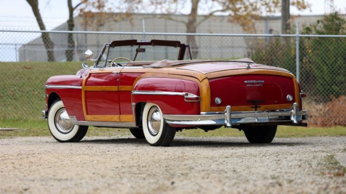 1949-chrysler-town-country-is-no-minivan-becomes-world-s-most-expensive_1.jpg