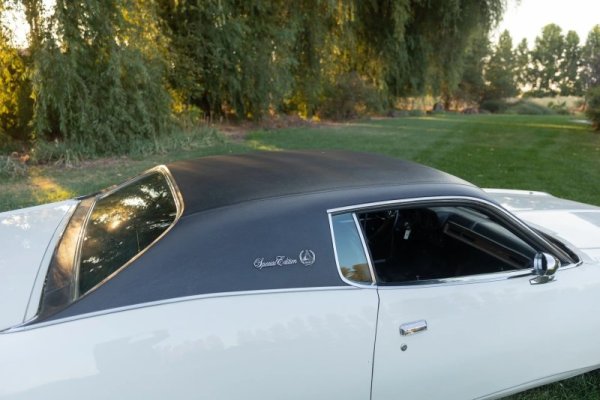 owner-doesn-t-need-1972-charger-se-survivor-bought-new-by-his-mother-440-cuda-is-better_22.jpg