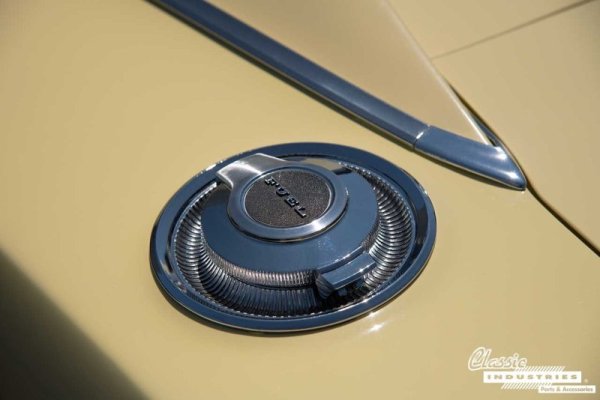 70_Charger_Cream_Yellow_Fuel_Cap.jpg