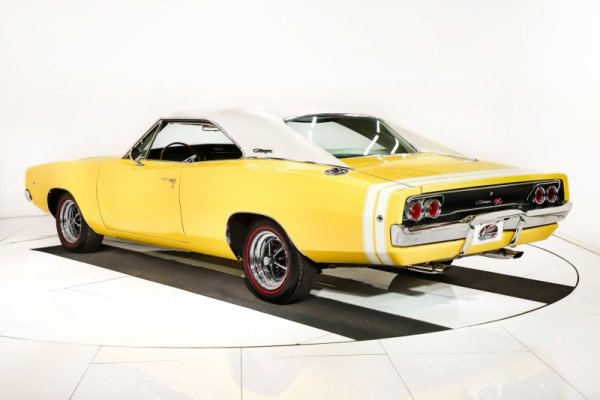 restored-1968-dodge-charger-is-a-true-r-t-in-one-of-none-top-banana_13.jpg
