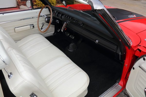 1970-plymouth-road-runner-convertible-is-a-rare-mopar-with-a-6-bbl-secret_5.jpg