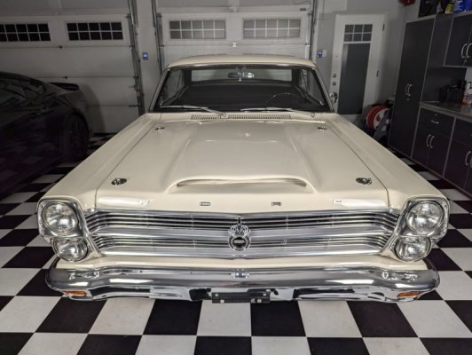 1966-fairlane-r-code-wants-a-new-home-original-425-hp-side-oiler-absolutely-rocks-it_1.jpg