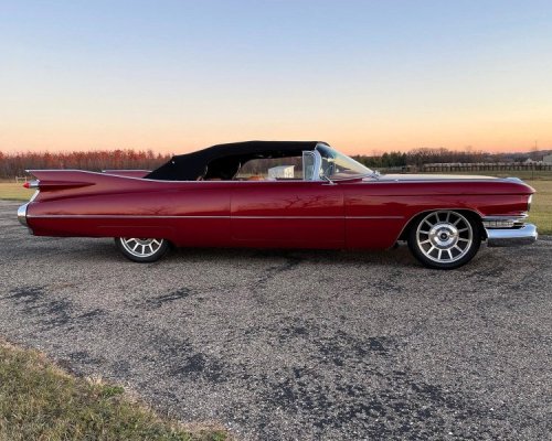 1959-cadillac-series-62-brings-muscle-to-luxury-inferno-red-beauty-is-born_2.jpg