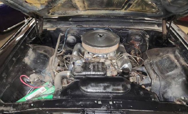 1963-ford-galaxie-parked-for-30-years-emerges-with-all-original-big-block-surprise_8.jpg
