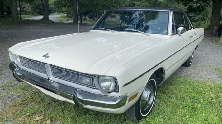 1970-dodge-dart-front.jpg