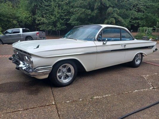 friend-buy-unrestored-1961-chevrolet-impala-33-years-later-mileage-still-unbelievable_24.jpg