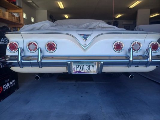 friend-buy-unrestored-1961-chevrolet-impala-33-years-later-mileage-still-unbelievable_17.jpg