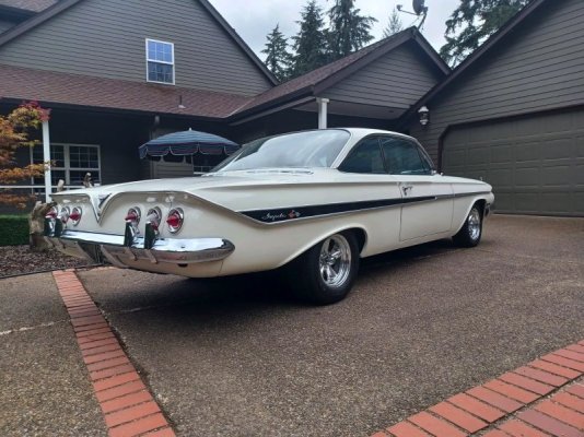 friend-buy-unrestored-1961-chevrolet-impala-33-years-later-mileage-still-unbelievable-245791_1.jpg