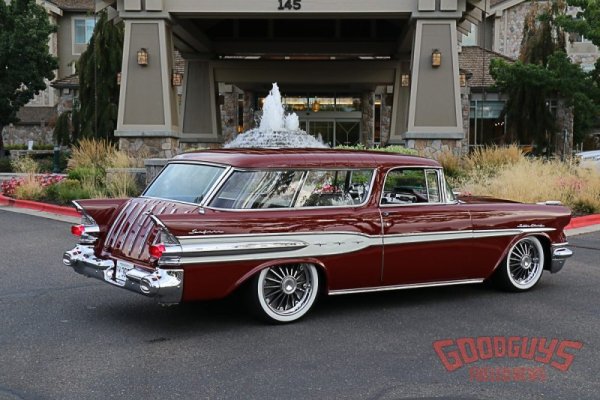 1957-Pontiac-Safari-Hall-of-Fame-12-of-22.jpg