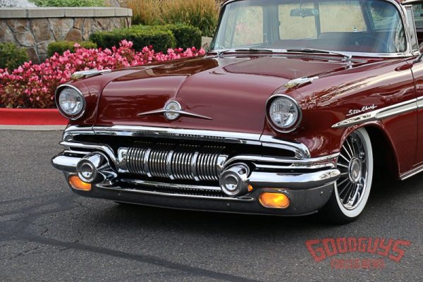 1957-Pontiac-Safari-Hall-of-Fame-11-of-22.jpg
