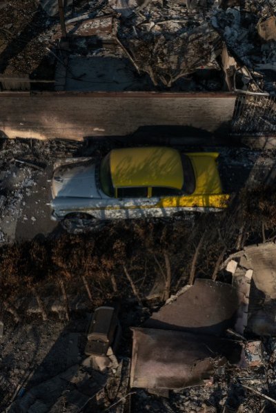 20nat-lafire-cars-mobileMasterAt3x.jpg