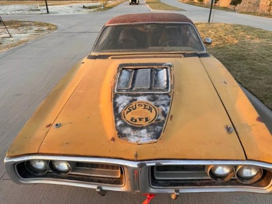 real-butterscotch-survivor-ratty-1971-dodge-super-bee-has-numbers-matching-v8_4.jpg