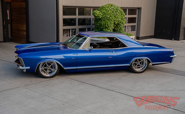 1965-Buick-Riviera-Wicked-Fab-10-of-28.jpg