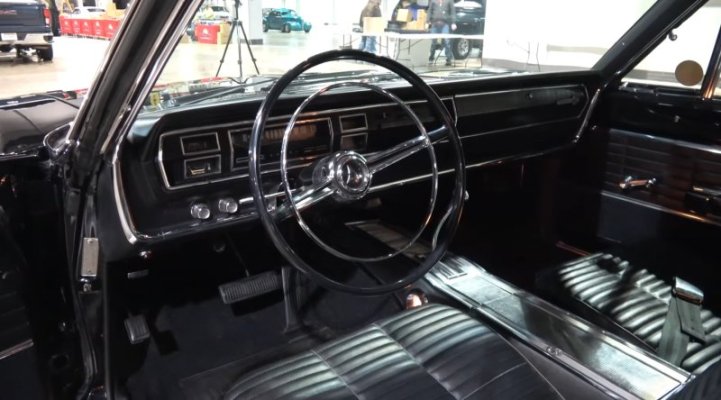 this-guy-bought-a-1966-dodge-hemi-coronet-for-cheap-50-years-later-it-s-a-restored-gem_6.jpg