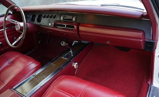 mopar-expert-restores-1969-dodge-charger-r-t-rare-unusual-original-color-combination_20.jpg