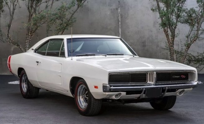 mopar-expert-restores-1969-dodge-charger-r-t-rare-unusual-original-color-combination_1.jpg