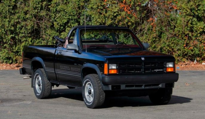 5-of-the-weirdest-pickups-ever-sold-in-the-us-246318_1.jpg