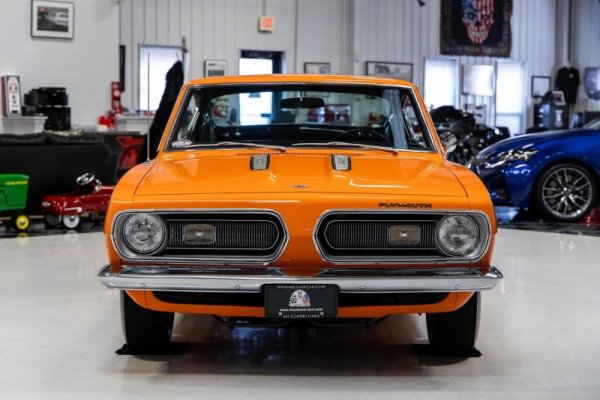 1968-plymouth-barracuda-flexes-ultra-rare-special-order-color-matching-numbers_3.jpg