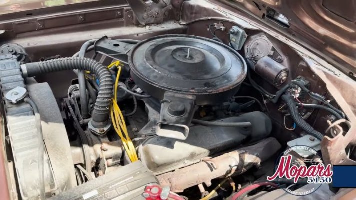 1970-plymouth-gtx-stayed-in-the-family-for-55-years-owners-didn-t-know-about-a-v8-secret_18.jpg
