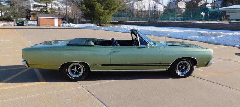 low-mile-1968-plymouth-gtx-ragtop-sports-one-of-one-feature-doesn-t-cost-an-arm-and-a-leg_2.jpg