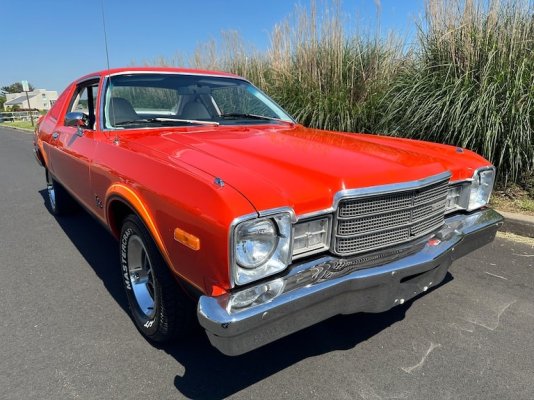 dealer-sells-rare-plymouth-road-runner-just-done-in-may-2024_2.jpg