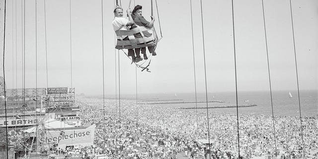 amusement-park-coney-parachute222-1589382458.jpg