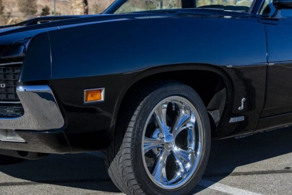 ultra-rare-1970-ford-ranchero-gt-packs-the-ideal-v8-perfect-mods-and-a-killer-spec_5.jpg