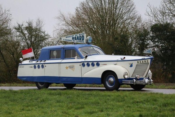ArtcurialParis2025PackardChapronYachtCar-2-scaled.jpg
