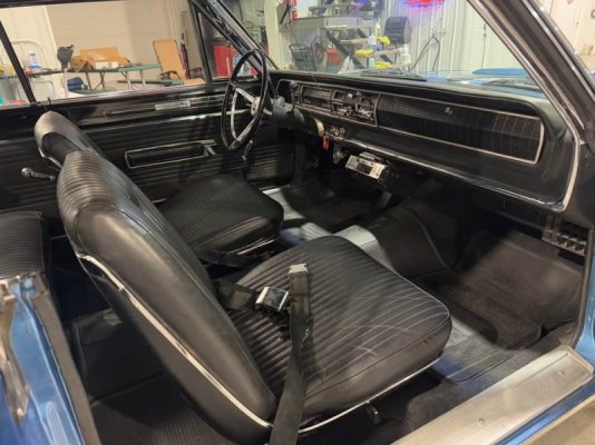 one-family-owned-this-1967-dodge-coronet-r-t-since-new-now-they-re-looking-for-a-buyer_15.jpg