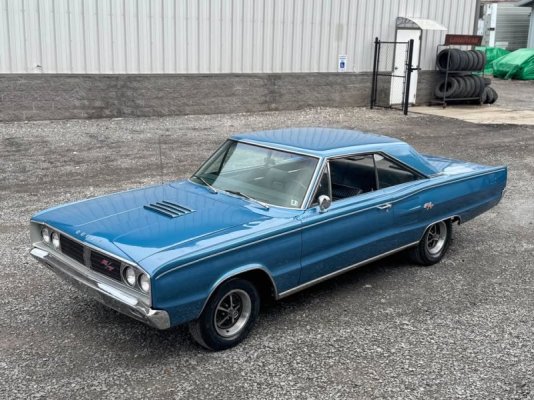 one-family-owned-this-1967-dodge-coronet-r-t-since-new-now-they-re-looking-for-a-buyer-247030_1.jpg