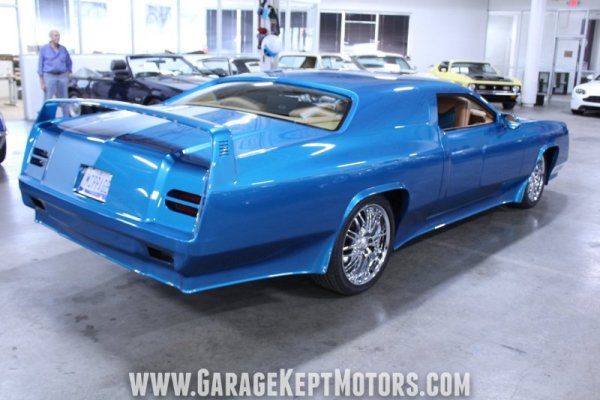 Dodge-Magnum-Custom-9.jpg