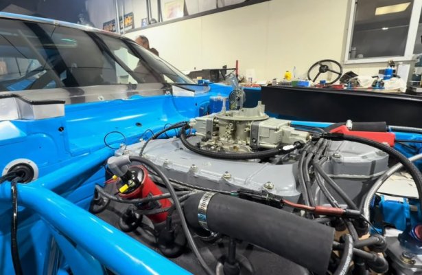 richard-petty-s-1974-dodge-charger-awakens-from-hibernation-426-hemi-roars-like-thunder_8.jpg