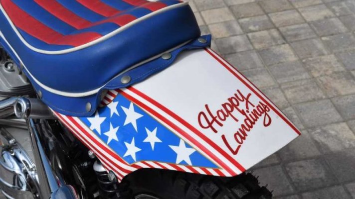 evel-knievel-harley-davidson-tribute-6.jpg