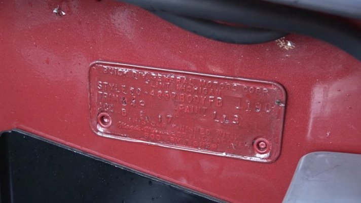 1960-buick-electra-225-drove-a-little-boy-into-owning-the-greatest-cadillac-collection_20.jpg