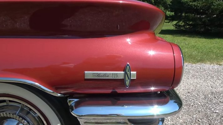 1960-buick-electra-225-drove-a-little-boy-into-owning-the-greatest-cadillac-collection_10.jpg