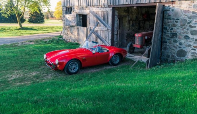 5-of-the-most-iconic-convertibles-ever-mass-produced-247076_1.jpg