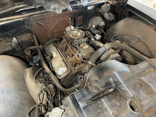 1965-bonneville-safari-421-ho-tri-power-4-spd-caught-fire-in-1990-gets-resurrected-now_2.jpg