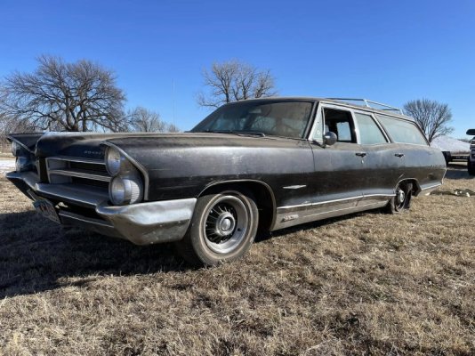 1965-bonneville-safari-421-ho-tri-power-4-spd-caught-fire-in-1990-gets-resurrected-now-247799_1.jpg