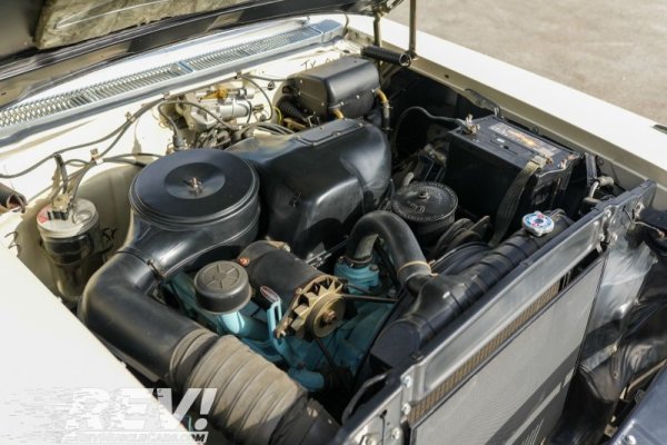 the-1957-bonneville-fuelie-pontiac-s-red-hot-v8-muscle-was-more-expensive-than-a-cadillac_24.jpg