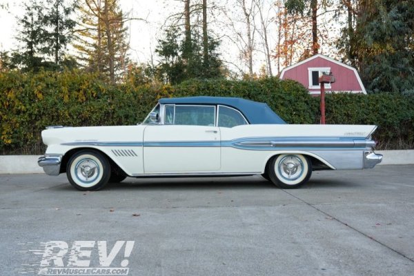 the-1957-bonneville-fuelie-pontiac-s-red-hot-v8-muscle-was-more-expensive-than-a-cadillac_4.jpg