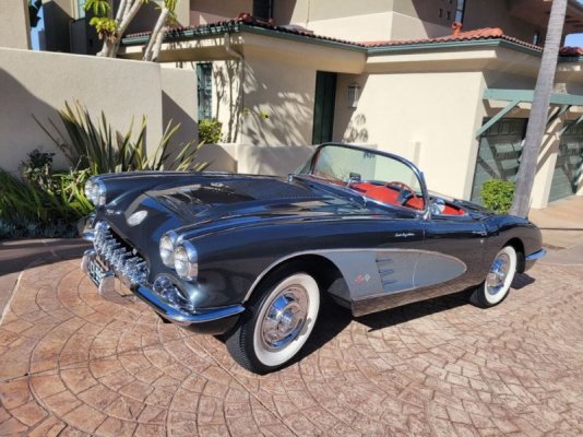 collector-gives-up-on-1958-chevrolet-corvette-in-spotless-shape-fuel-injected-specimen_16.jpg