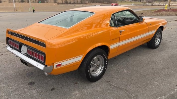 1-in-2-shelby-gt500-super-cobra-jet-from-1970-is-so-mysterious-even-the-price-is-unknown_16.jpg