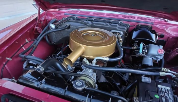 1961-chrysler-new-yorker-flaunts-ultra-rare-color-combo-costs-how-much_14.jpg