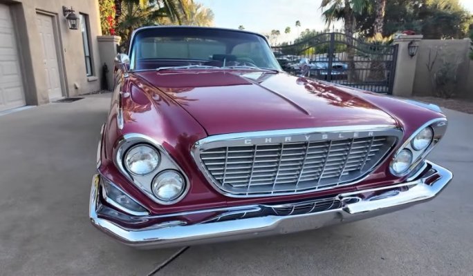 1961-chrysler-new-yorker-flaunts-ultra-rare-color-combo-costs-how-much_5.jpg