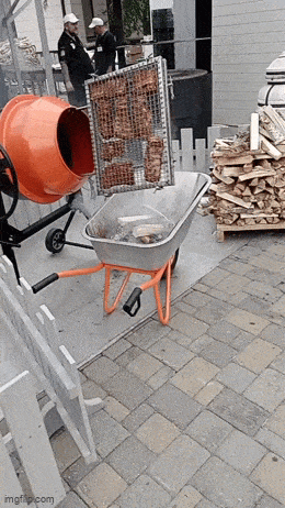 1742639150071.gif