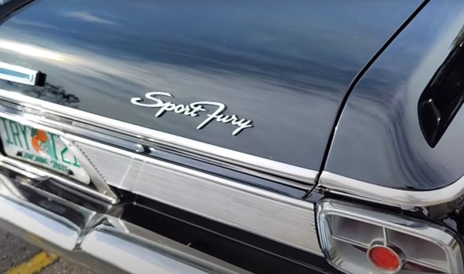 1963-plymouth-sport-fury-golden-commando-doesn-t-need-a-max-wedge-to-shine_1.jpg