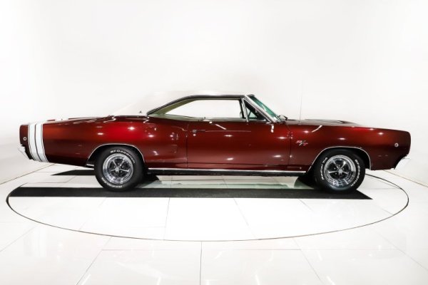 1968-dodge-coronet-r-t-has-it-all-rare-color-combo-matching-440-nice-options_2.jpg